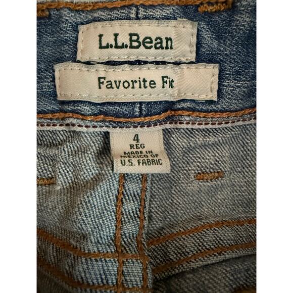 L.L. Bean Favorite Fit Straight Leg Jeans Women’s Size 4 Reg Blue Denim 292220 - Picture 5 of 6